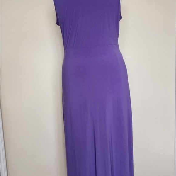 💜 Lavender Maxi Dress 💜 - Picture 3 of 4